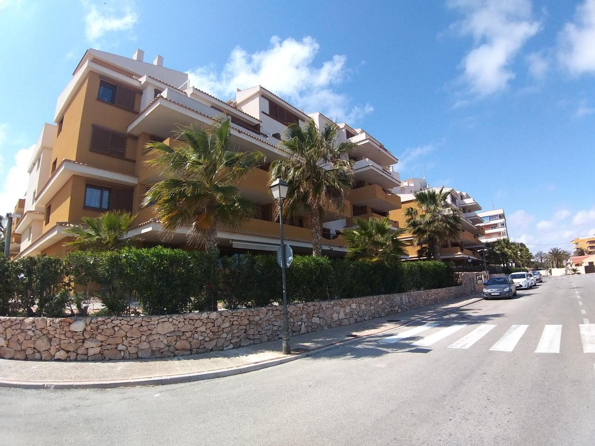 Apartamento Eleonor, La Entrada, Punta Prima, 또레비에하 외부 사진